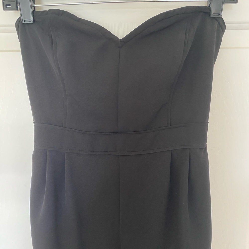Black strapless jumper with pockets, size 0. - Picture 2 of 4